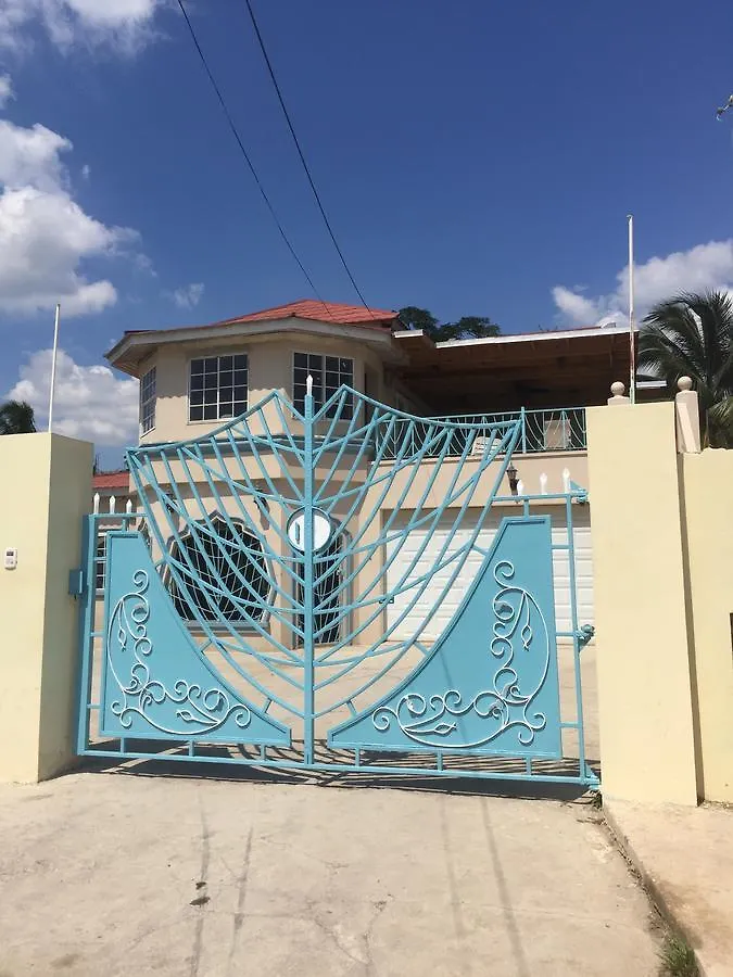 Angels Getaway Hotell Spanish Town
