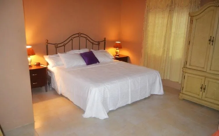 Angels Getaway Hotell Spanish Town