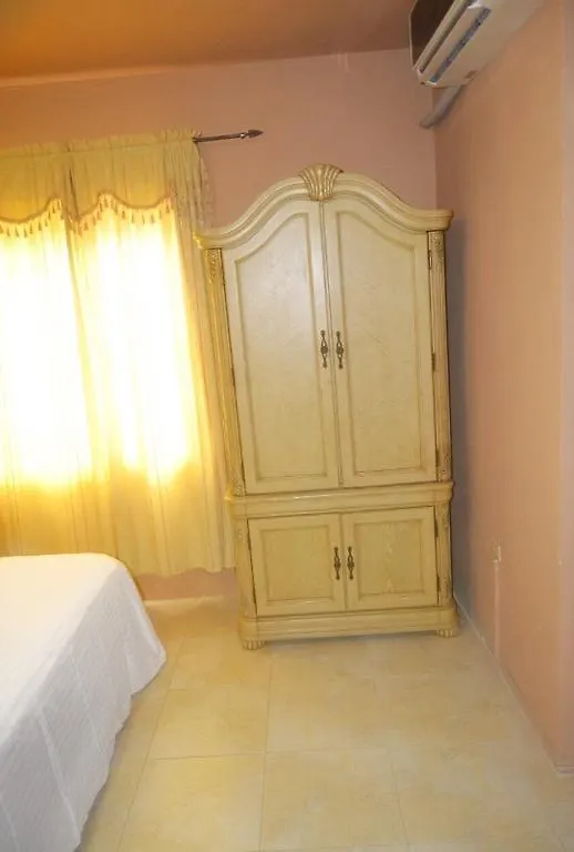 Angels Getaway Hotell Spanish Town