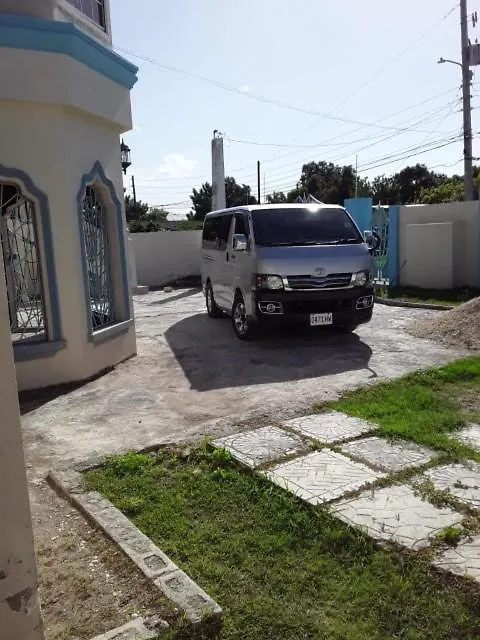 Angels Getaway Hotell Spanish Town 0*,