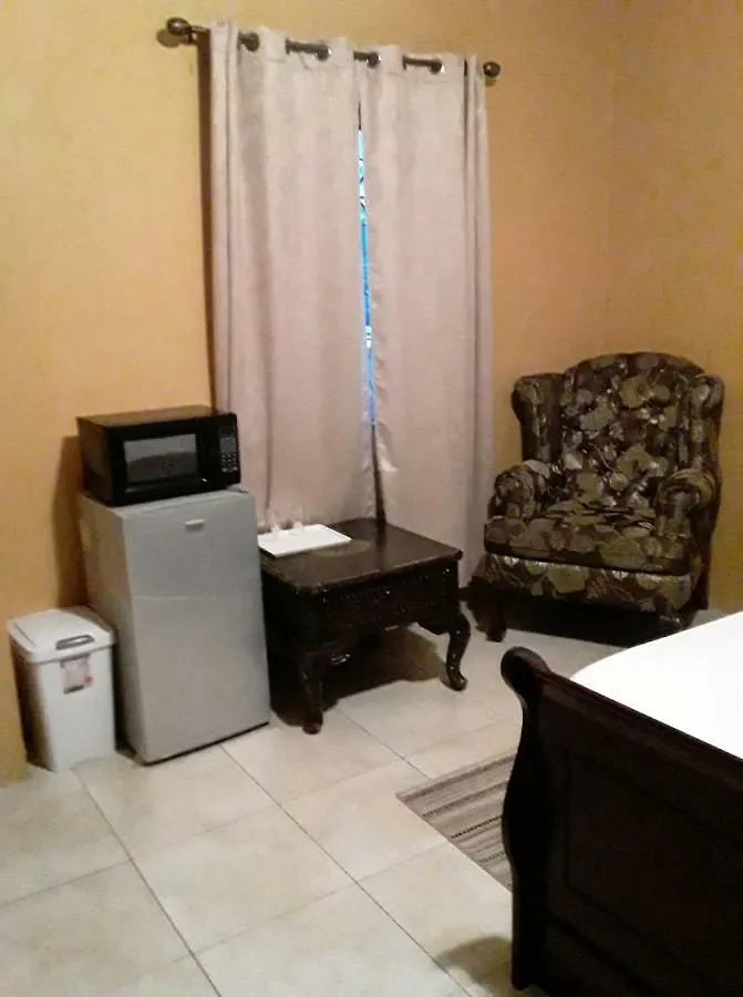 Angels Getaway Hotell Spanish Town 0*,  Jamaica